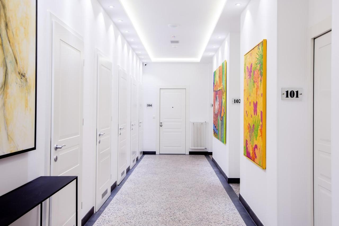 Wh * Ljubljana