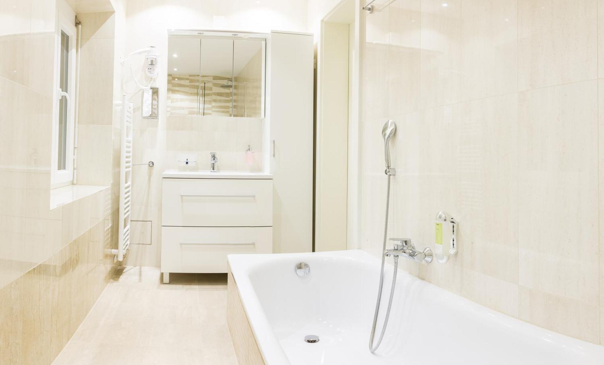 Wh Apartman